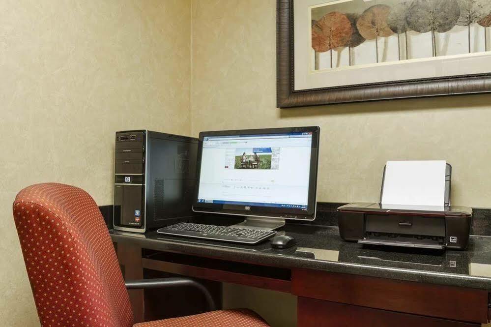 Days Inn By Wyndham Forrest City Exterior photo